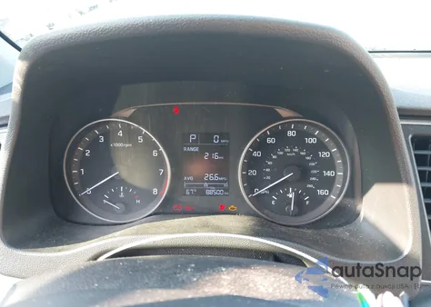 2018 Hyundai Elantra Se z USA, uszkodzony, nr VIN 5NPD74LF0JH386640